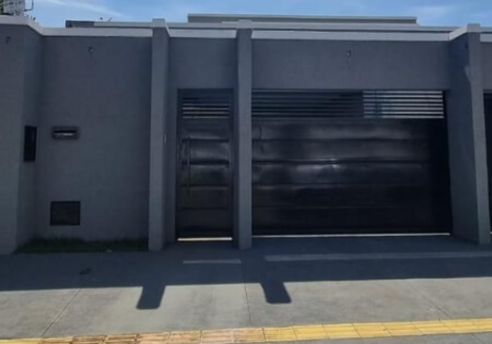 Casa Térrea 3 suítes plenas no Jardim Atlântico