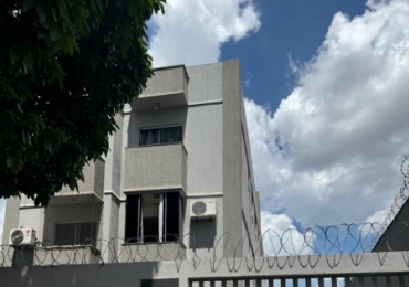 Apartamento de 2 quartos, mobiliado.