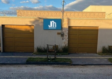 Casa de 2 quartos com suíte