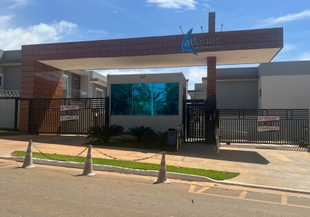 Casa em condomínio